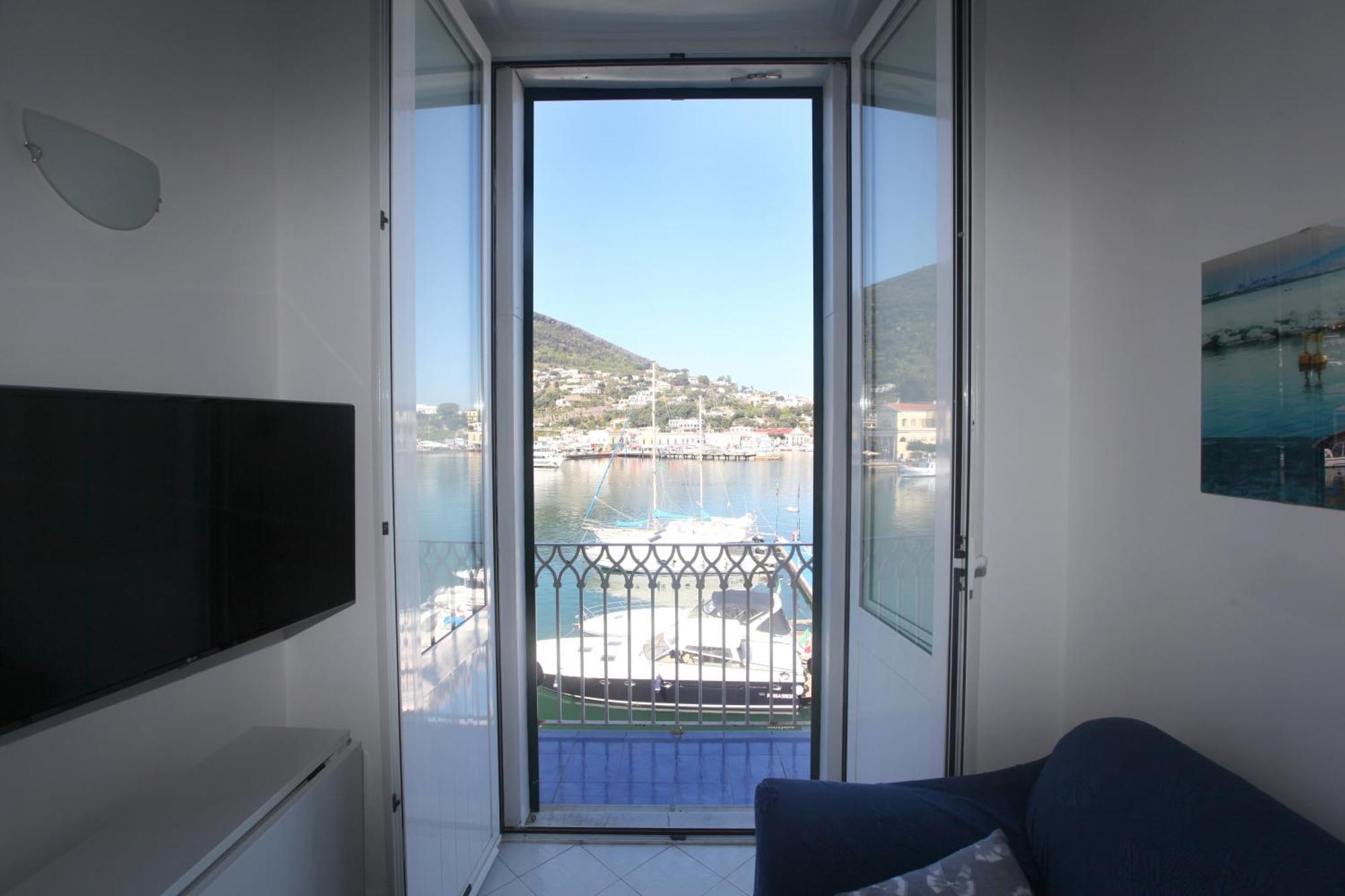 Riva Destra Home By Domusextra Ischia Exterior photo